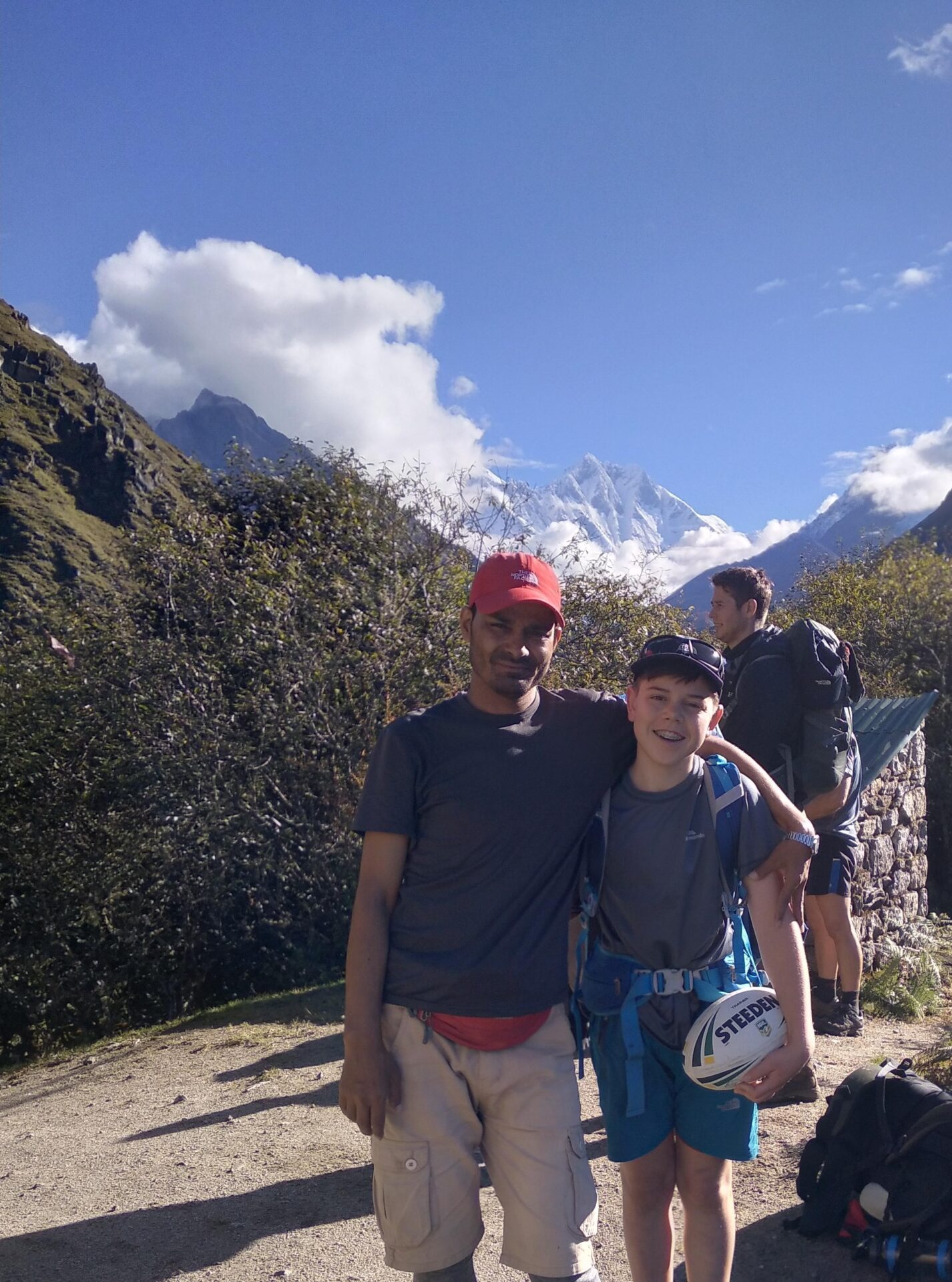 https://www.nepalholidaytreksandtours.com/wp-content/uploads/2025/01/Day-Hiking-in-Nepal-banner-image-1.jpeg