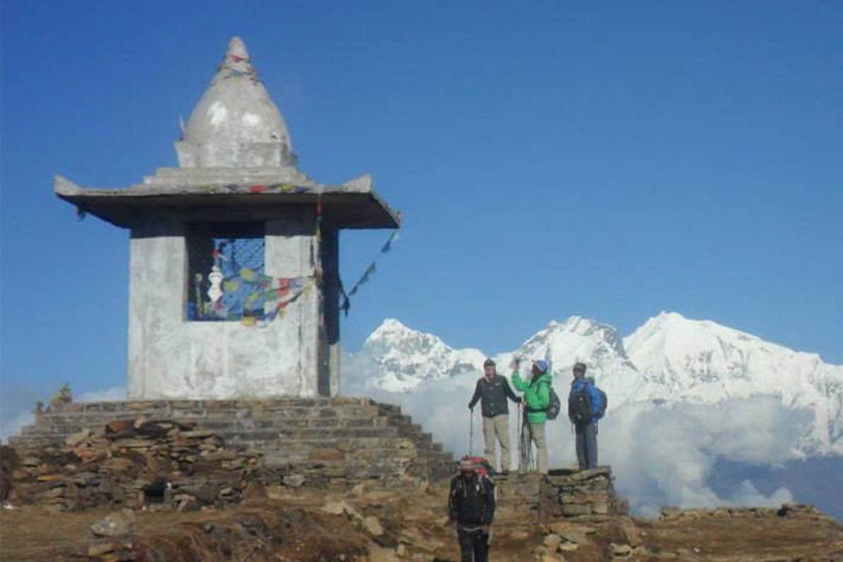 Langtang Valley With Gosaikunda Trek
