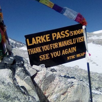 Manaslu Larke pass with Tsum Valley Trek