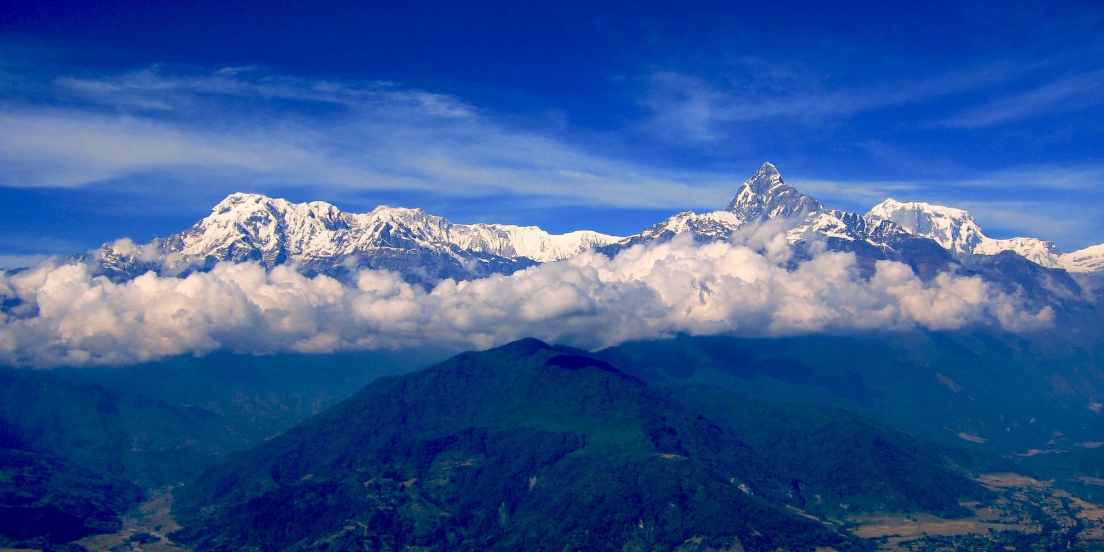 Mountain flight by air