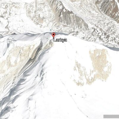 Larke Peak Climbing – 16 Days